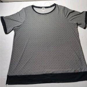 Anne Klein Black and White Geometric Tee